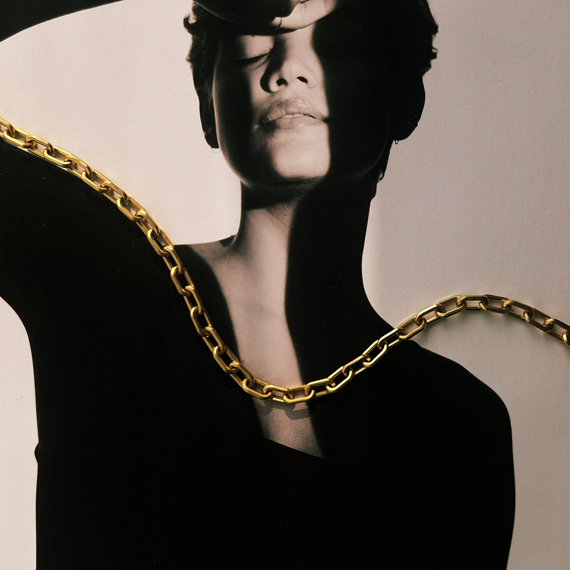 Unlock Your Style with the Iconic Hepta Chain